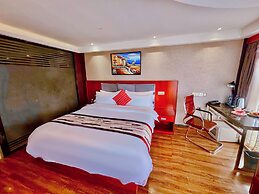 Swiss Lenana Mount Hotel