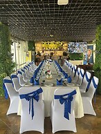 Swiss Lenana Mount Hotel