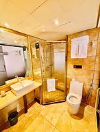 Swiss Lenana Mount Hotel