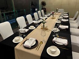 Swiss Lenana Mount Hotel