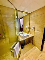 Swiss Lenana Mount Hotel