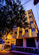 Northern Suites E Block