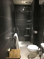 The Lion Hotel - Pub & Restaurant