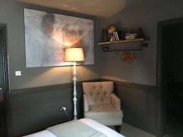 The Lion Hotel - Pub & Restaurant