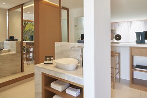 Myconian Kyma, a Member of Design Hotels