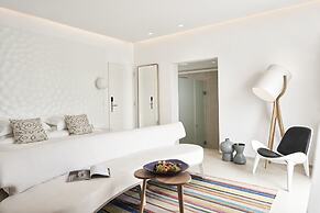 Myconian Kyma, a Member of Design Hotels