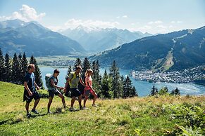 TWO TIMEZ - Boutique Hotel