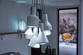 TWO TIMEZ - Boutique Hotel