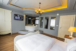 Real King Residence