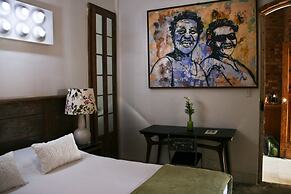 Modernistas Hospedagem e Arte