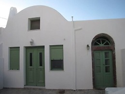 Ayoba Santorini