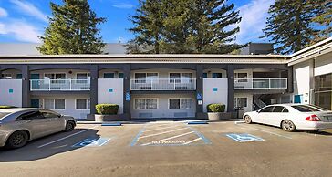 SureStay Plus Hotel by Best Western Sacramento North