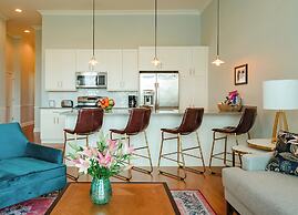 The Guesthouse Hotel