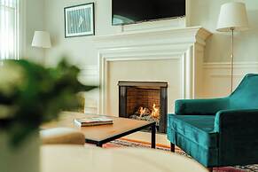 The Guesthouse Hotel