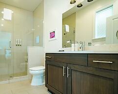 The Guesthouse Hotel