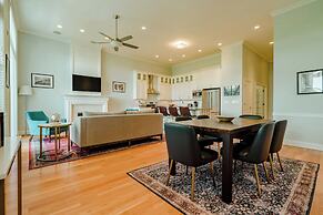 The Guesthouse Hotel