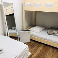 Orange Guesthouse - Hostel