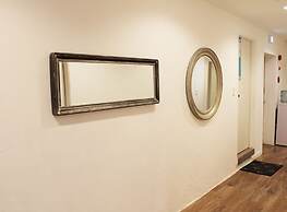 Orange Guesthouse - Hostel