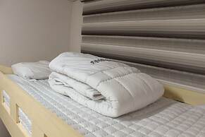 Orange Guesthouse - Hostel