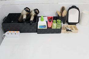 Orange Guesthouse - Hostel