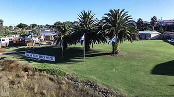 Raglan Palm Beach Motel