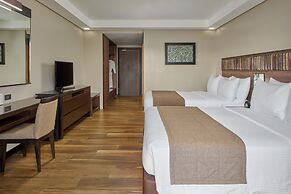 Two Seasons Coron Bayside Hotel
