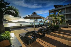 Two Seasons Coron Bayside Hotel