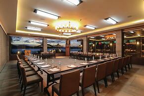 Two Seasons Coron Bayside Hotel