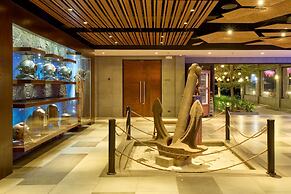 Two Seasons Coron Bayside Hotel