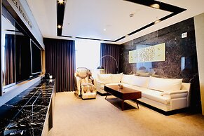 Golden Business Hotel