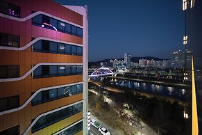 Golden Business Hotel