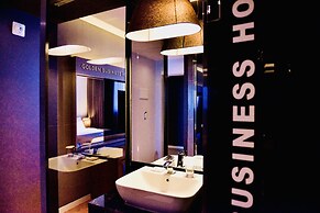 Golden Business Hotel