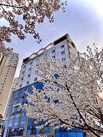 Golden Business Hotel