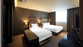 Golden Business Hotel