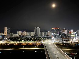 Golden Business Hotel