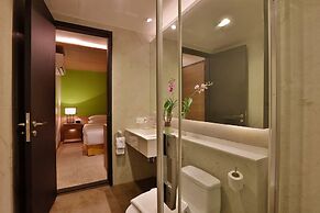 The Link 83 Mandalay Boutique Hotel