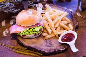 Buffalo Thai Cafe & Bistro