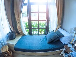 Buffalo Thai Cafe & Bistro