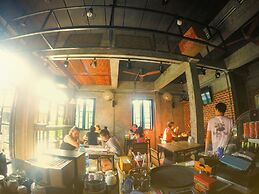 Buffalo Thai Cafe & Bistro