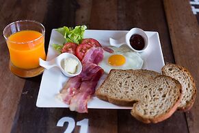 Buffalo Thai Cafe & Bistro