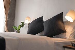 Buffalo Thai Cafe & Bistro