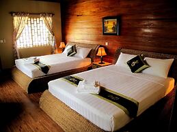 Atmaland Resort