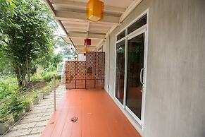 Nan De Panna Riverside Homestay