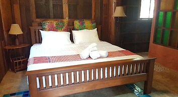 Nan De Panna Riverside Homestay