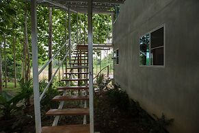 Nan De Panna Riverside Homestay