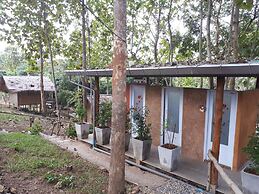 Nan De Panna Riverside Homestay