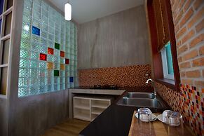 Nan De Panna Riverside Homestay