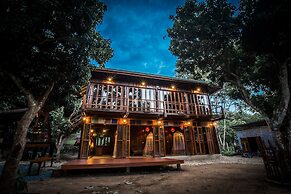 Nan De Panna Riverside Homestay