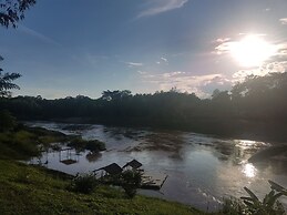 Nan De Panna Riverside Homestay