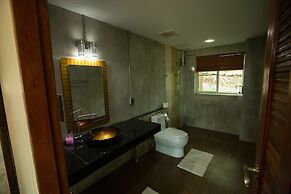 Nan De Panna Riverside Homestay